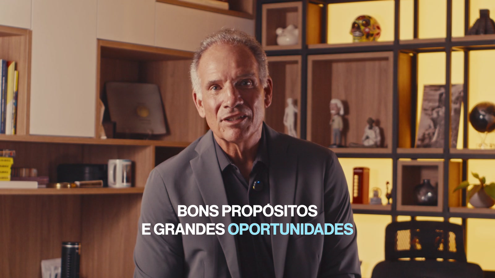 Lucien Cohen em sua mensagem de boas-vindas